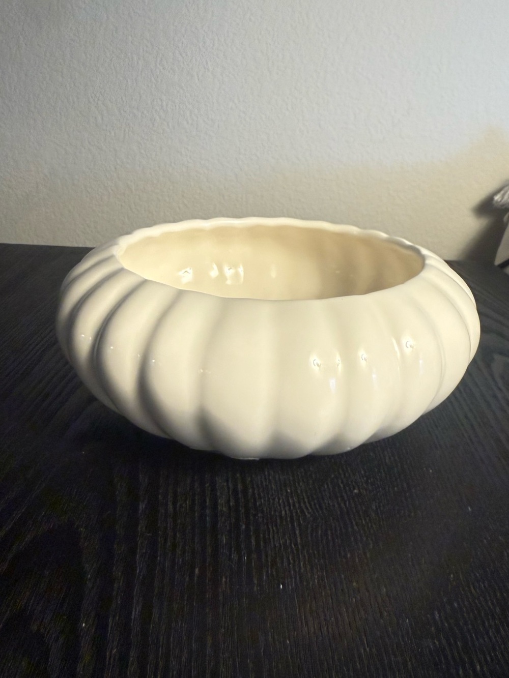 Vintage Haeger Creamy White Pottery Ribbed Bulb Planter Bowl MCM